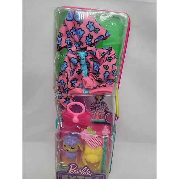 Barbie Extra Pet & Fashion Pack with Pet Lamb Fashion Pieces And Accessories - Picture 2 of 16